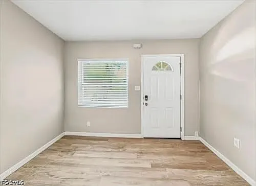903 Citrus St — Photo 2