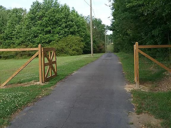 Drive is 3/10 mi off rd.