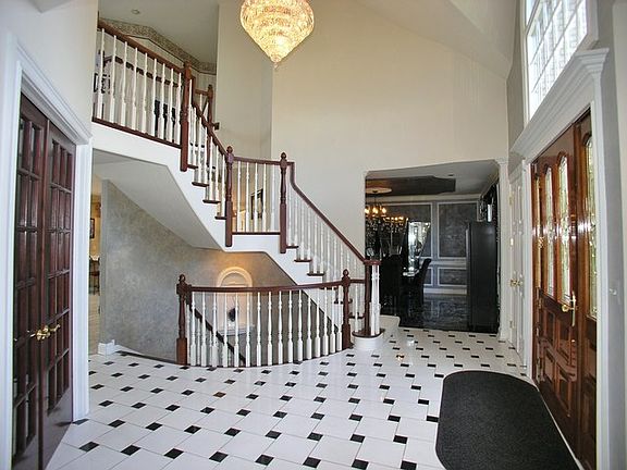 3rd image of 12701 Misty Harbour Ln