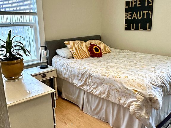 Spacious bedroom