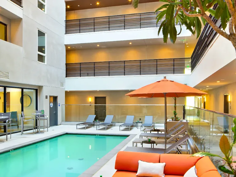 Maya Apartments at 535 Kingsley Dr in Los Angeles — Photo 87