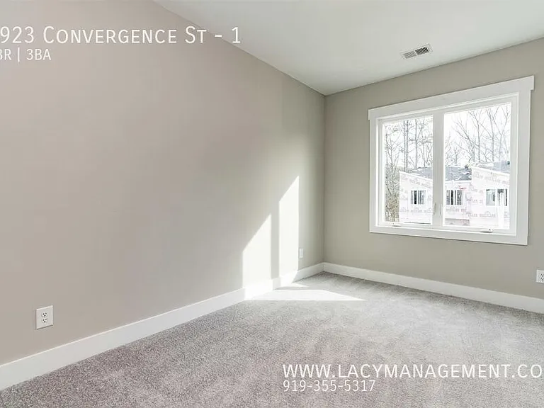 3923 Convergence St #1 — Photo 56
