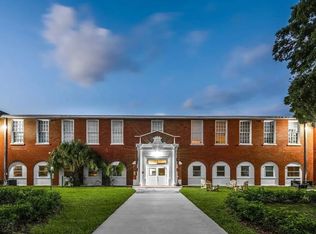 1090 10th St N #14, Saint Petersburg, FL 33705