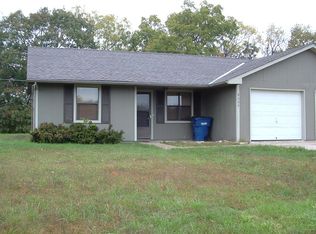 8620 Kill Creek Rd, De Soto, KS 66018