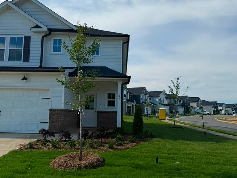 625 Branthurst Dr — Photo 5