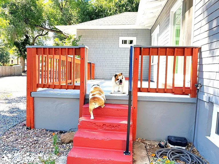 439 N Walnut St — Photo 33