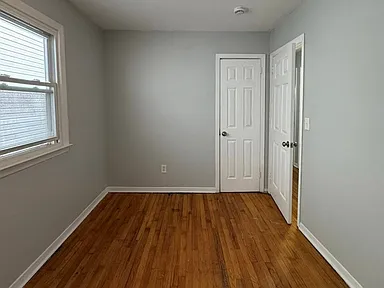 16 Alexander St #2 — photo 5 of 7