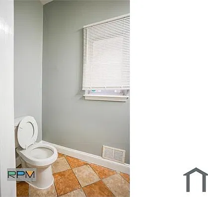 3 bed, $2,000 — Photo 2