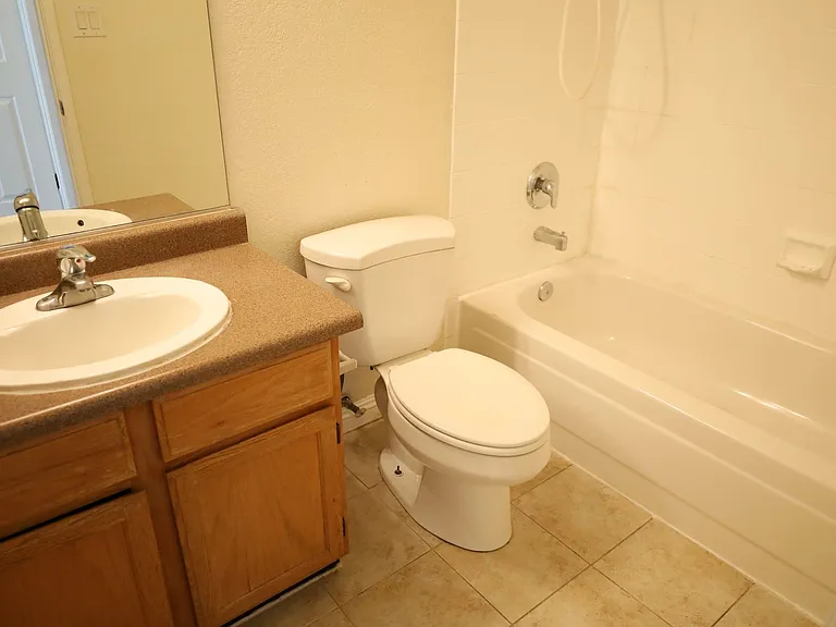 5002 S Rainbow Blvd #103 — Photo 9