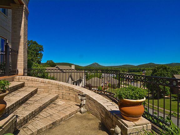 An Overlook from the Entry