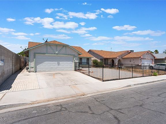 2nd image of 1012 Greystone Dr