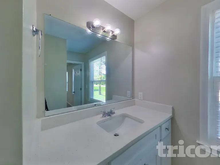 3319 Old Salem Rd SE — Photo 9