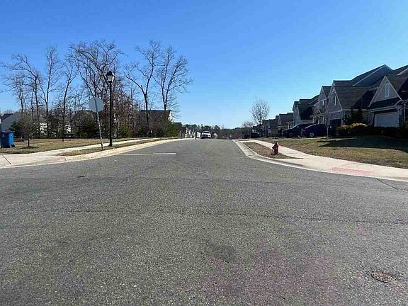 4th image of 175 Cool Springs Rd