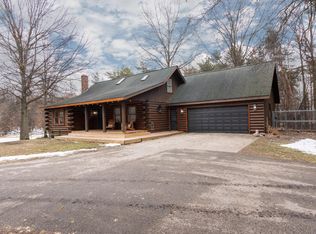 7118 136th Ave, Holland, MI 49424