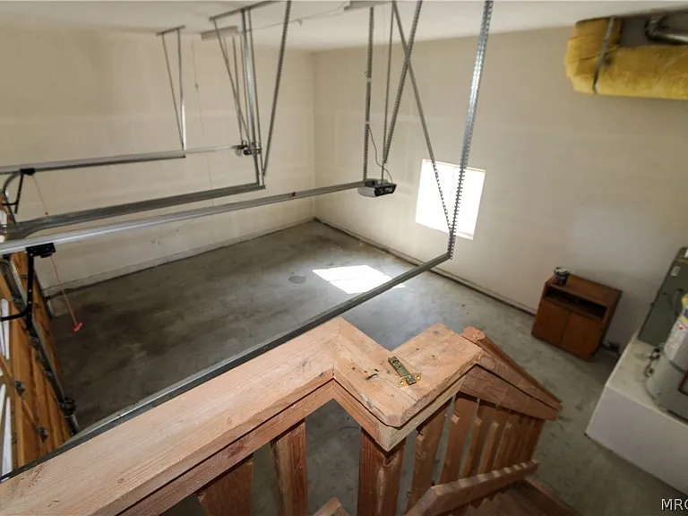 442 Salem Dr — Photo 31