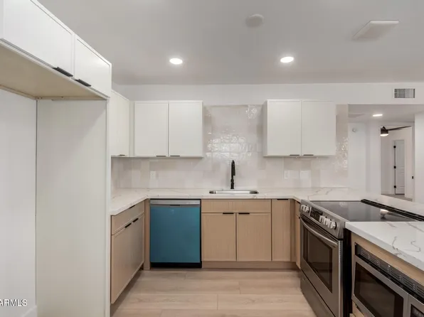 2443 E RANDALL Drive, Tempe, AZ 85288