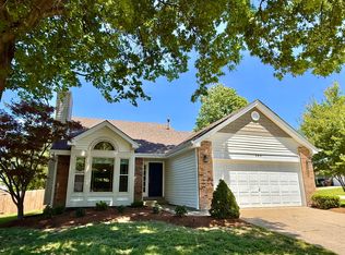393 Misty Valley Dr, Saint Peters, MO 63376