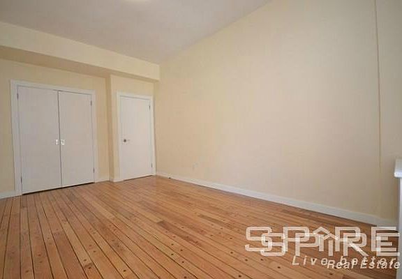 5th image of 317 W 35th St APT 5FE