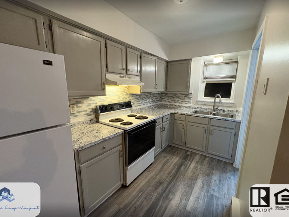 1st image of 34 Marshall St Unit E