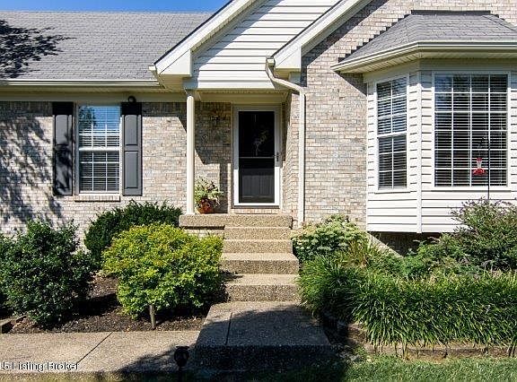 3002 Log Cabin Ct-4