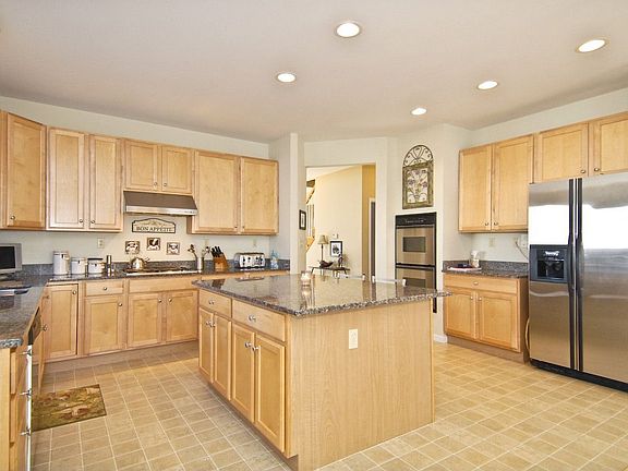 Gourmet Kitchen
