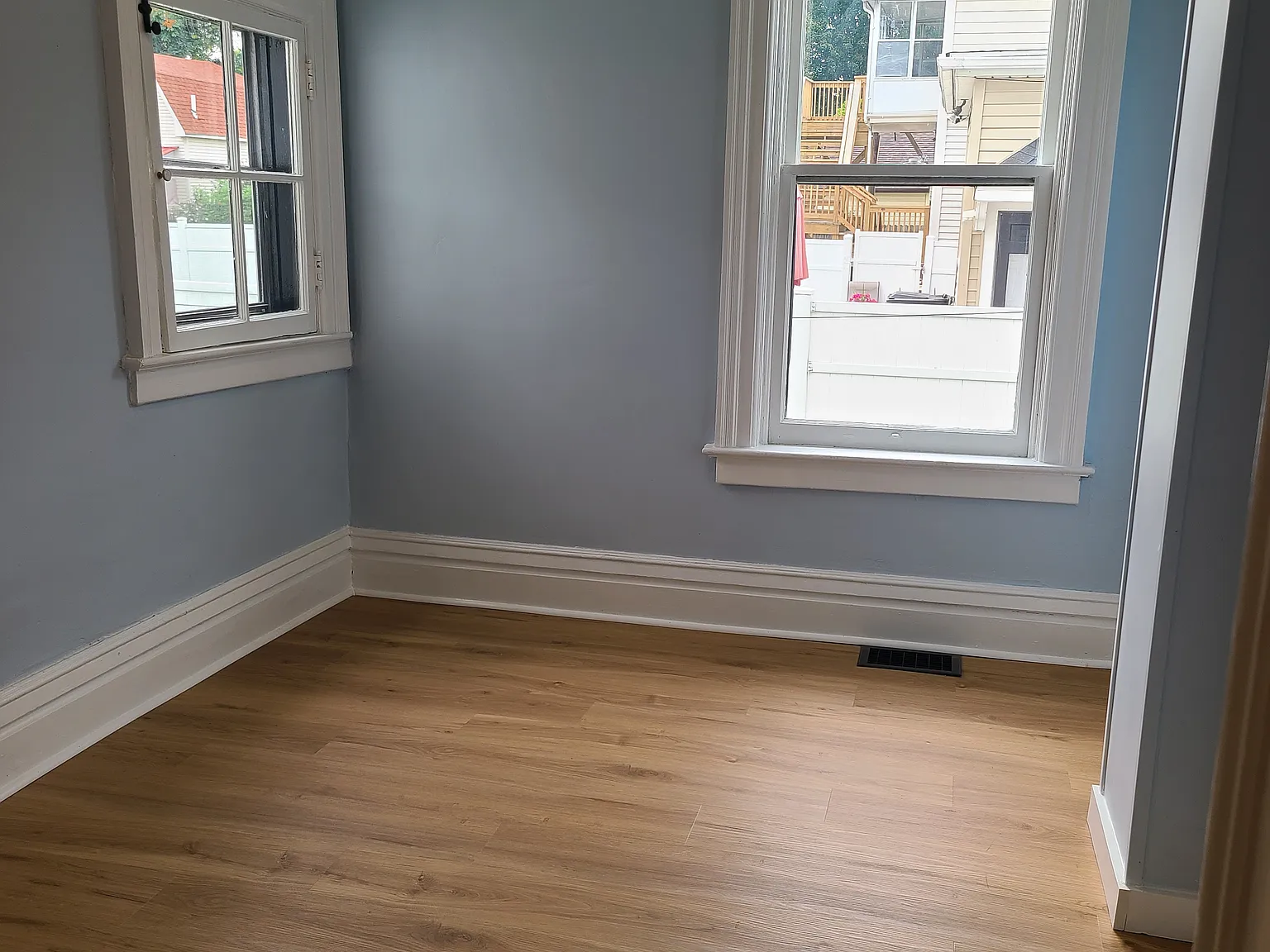 Studio, 400 sqft, $975 — Photo 4
