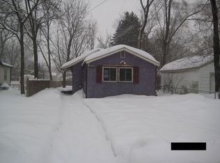 3135 Birch Pl, Minnetonka, MN 55305