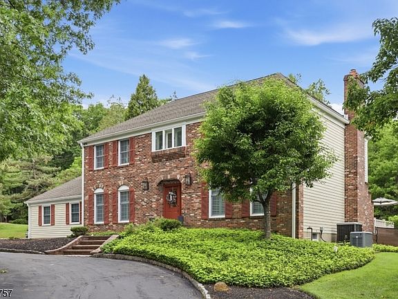 2nd image of 863 Papen Rd