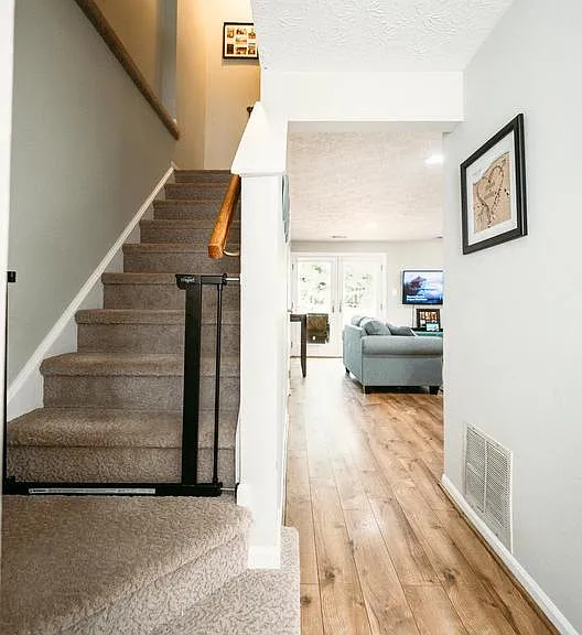 9134 Everett Ct — Photo 2