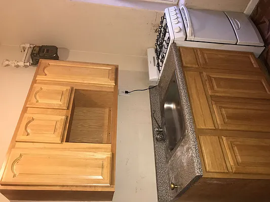 Rented by Thermos Realty & Management Inc | media 14