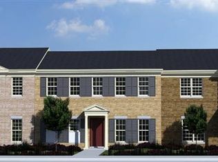 3316 Beaumont Center Cir, Lexington, KY 40513