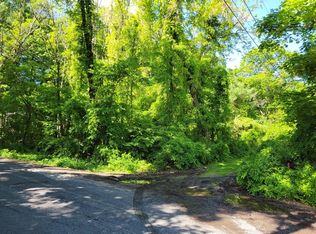 7 Daniels Rd, Charlton, MA 01507