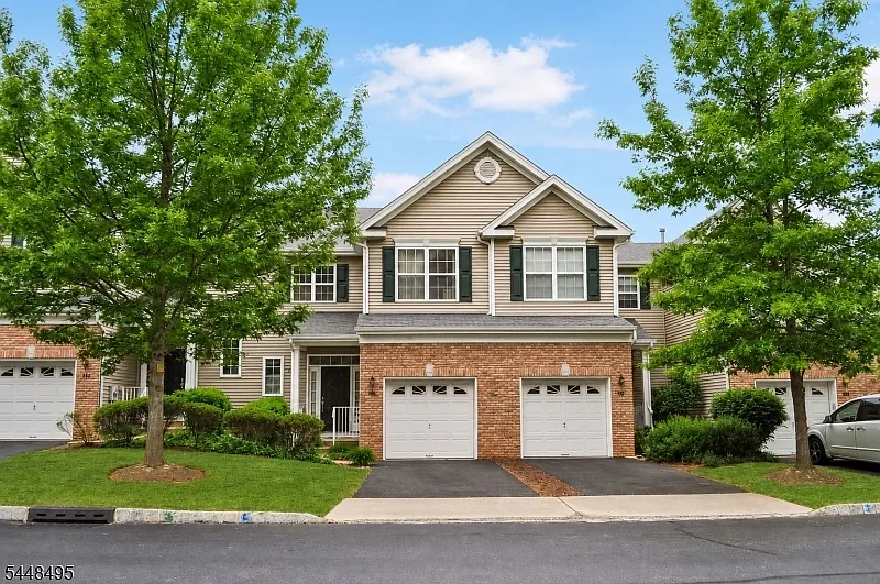 2 bed, 2.5 bath, 1854 sqft, $3,500 — Photo 1