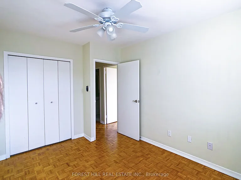 335 Lonsdale Rd #502 — Photo 15
