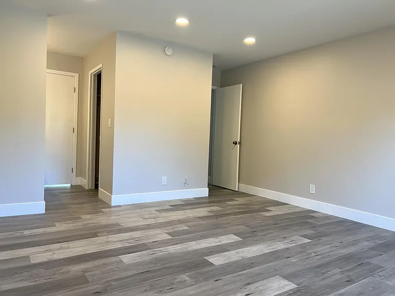 5181 Oxbow Ct — Photo 17