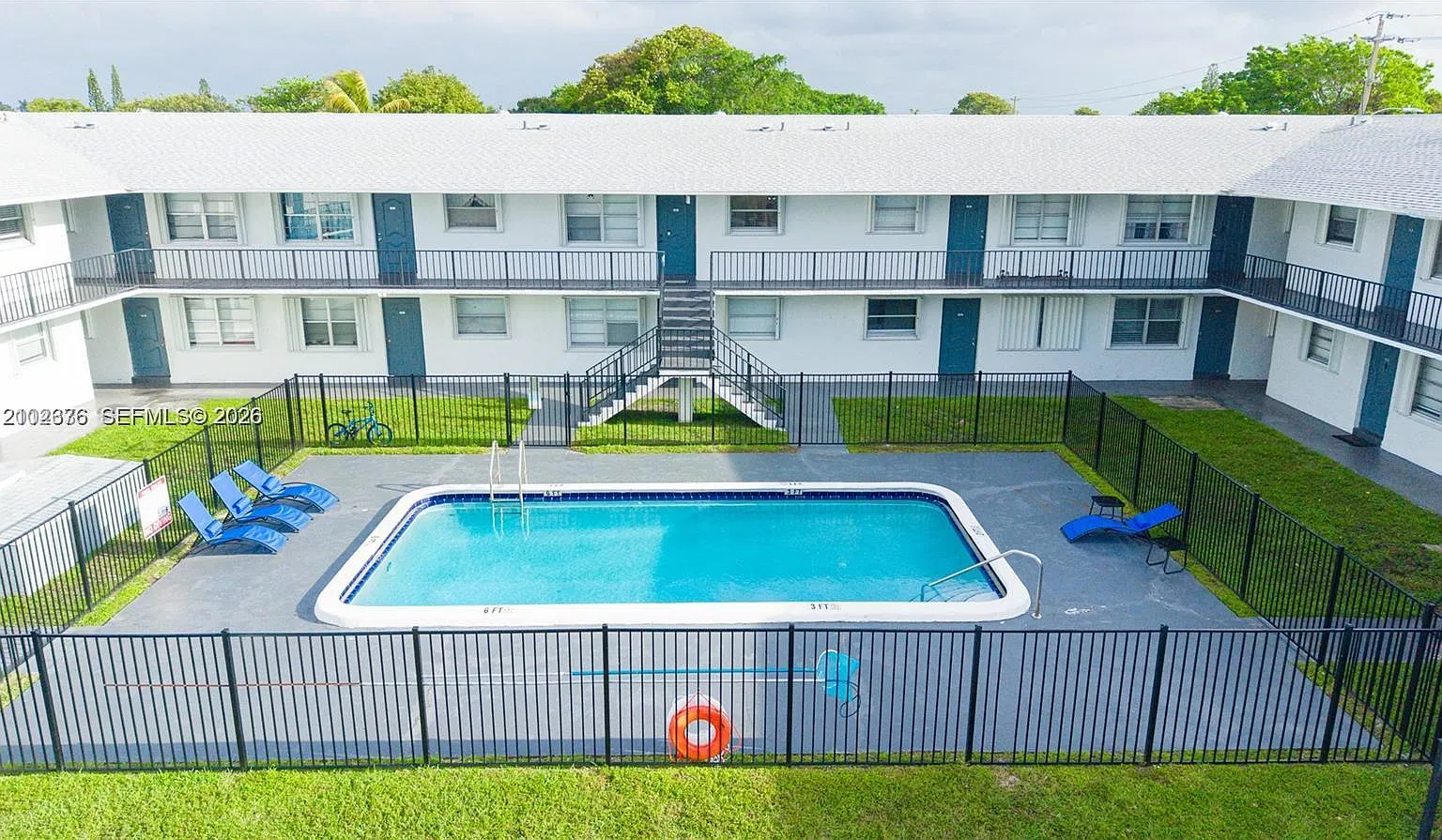 2 bed, 1.0 bath, $1,850 — Photo 1