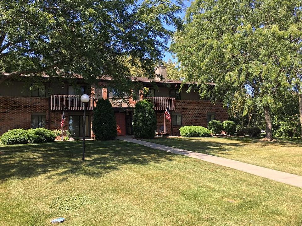 1st image of 392 Park Hill Dr