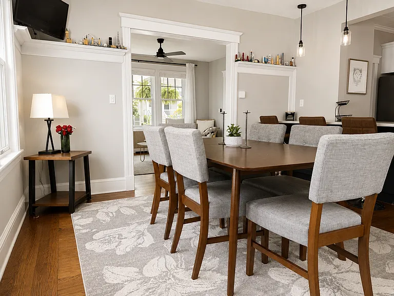 25 E Summit St — Photo 12