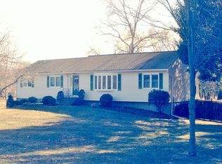 528 Prudden Ln, Orange, CT 06477