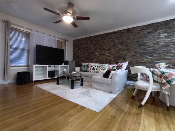 20-45 31st Street image 2 of 40