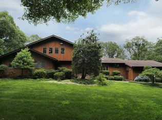 4 Janice Dr, Hackettstown, NJ 07840