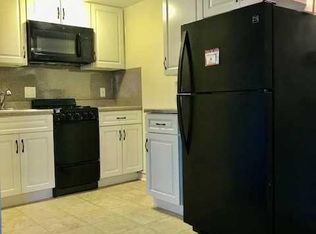 411 Park Pl APT 2J, Fort Lee, NJ 07024
