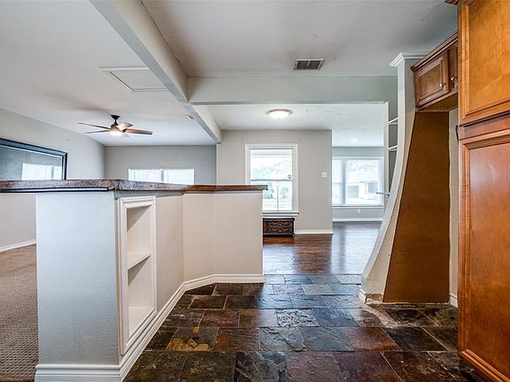 4th image of 10308 Lynford Dr