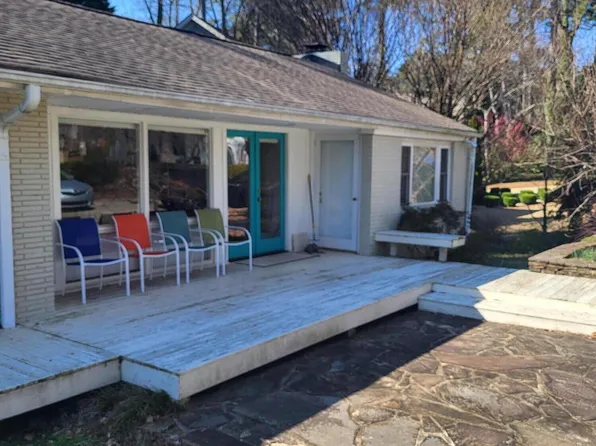 3403 Bradley Pl, Raleigh, NC 27607