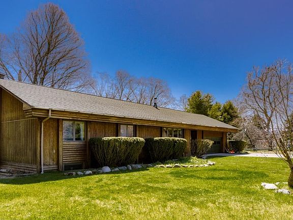 2nd image of 11383 Orchard Dr