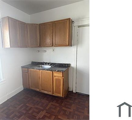 2nd image of 611 E 125th St