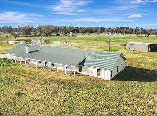 599 County Road 295, Garrison, TX 75946