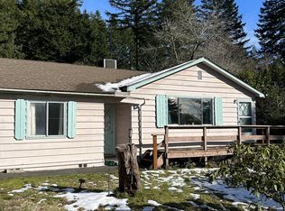 17849 Aqua Vista Ln, Brookings, OR 97415