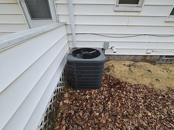 3rd image of 9406 McCracken Blvd