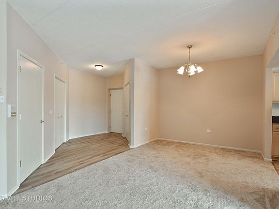 5th image of 18630 Pine Lake Dr APT 1C